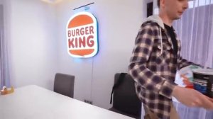 Открыли Burger King дома! Влад А4 научит готовить!