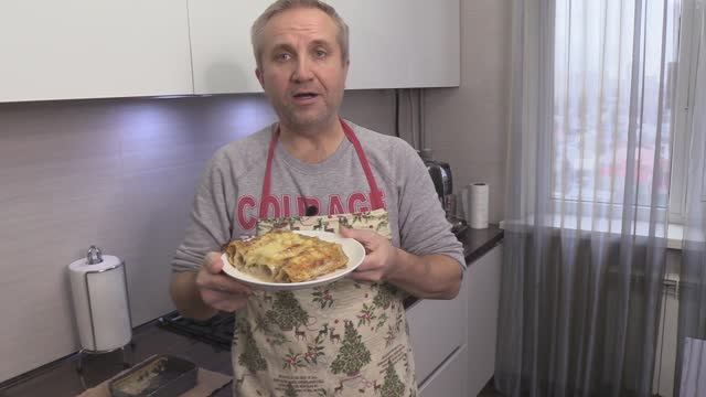 Готовим дичь - Каннеллони с зайчатиной и грибами под соусом Бешамель смотреть онлайн