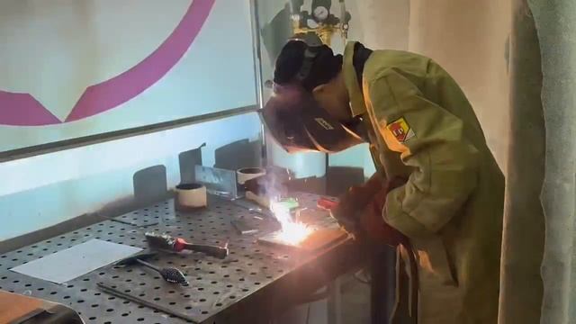 Искры, мастерство, победа! Подводим итоги отбора по сварке смотреть онлайн