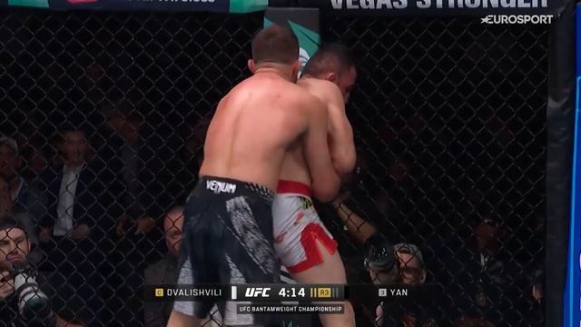 Чемпионский бой!!! Мераб Двалишвили VS Пётр Ян 07.12.2025.mp4 смотреть онлайн