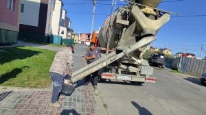 Насыпь мне профессионально ведро цемента таджик таджика просит!:))