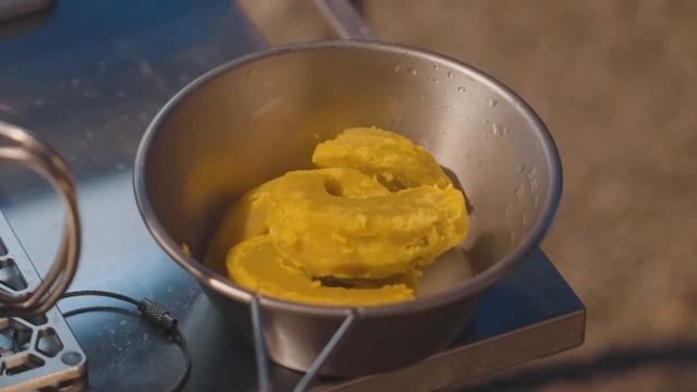 Одиночный кемпинг во время сильного дождя с моей собакой . Гром и молния . Уютный отдых в смотреть онлайн