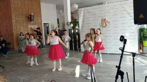 Спать или играть