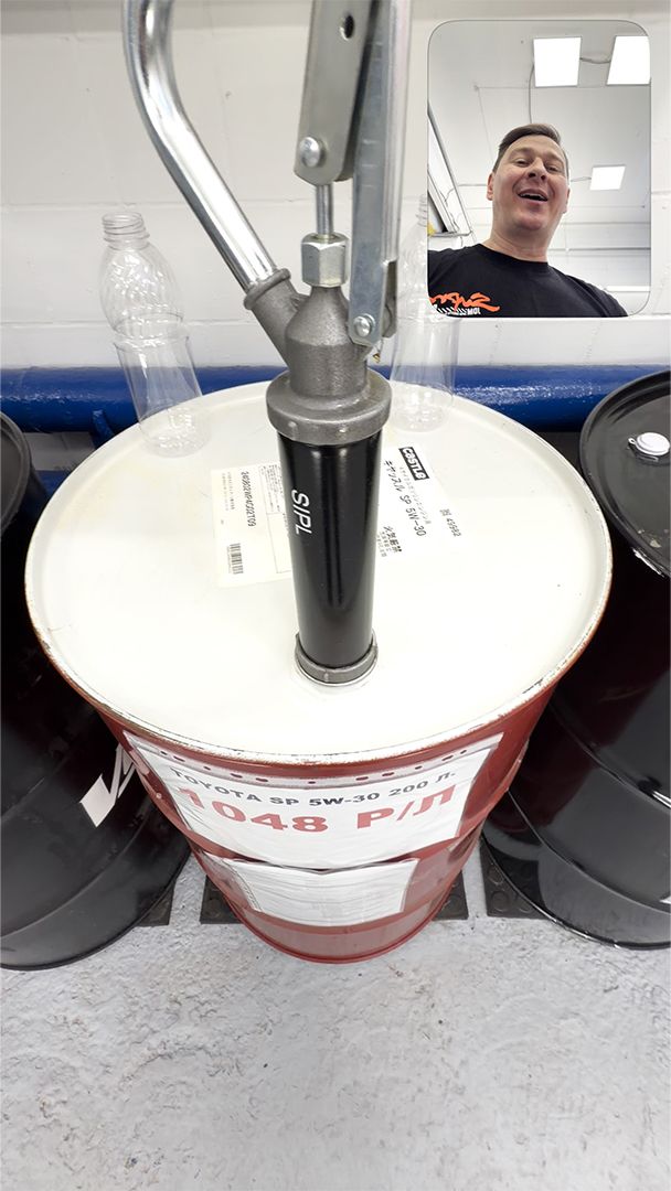 БОЧКОВЫЕ МАСЛА НА РОЗЛИВ - Ассортимент нашего СТО Записаться на замену: t.me/helpmygt +79232407577 смотреть онлайн