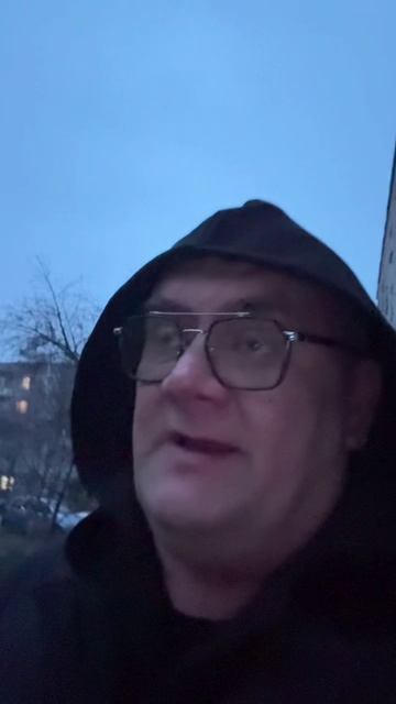 Новости с каждым днём всё страшнее смотреть онлайн