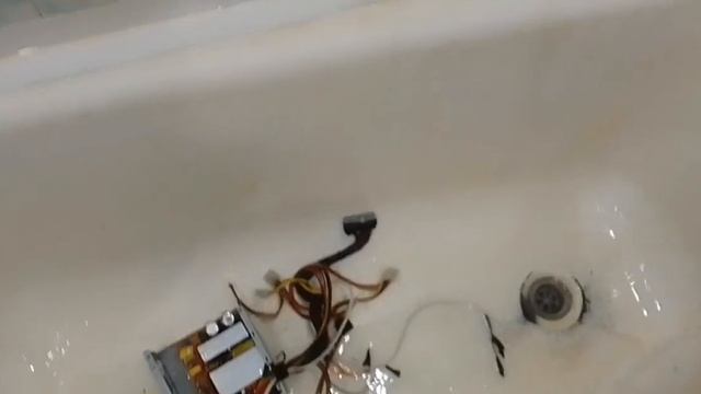 Чистка компьютерного бп водой смотреть онлайн