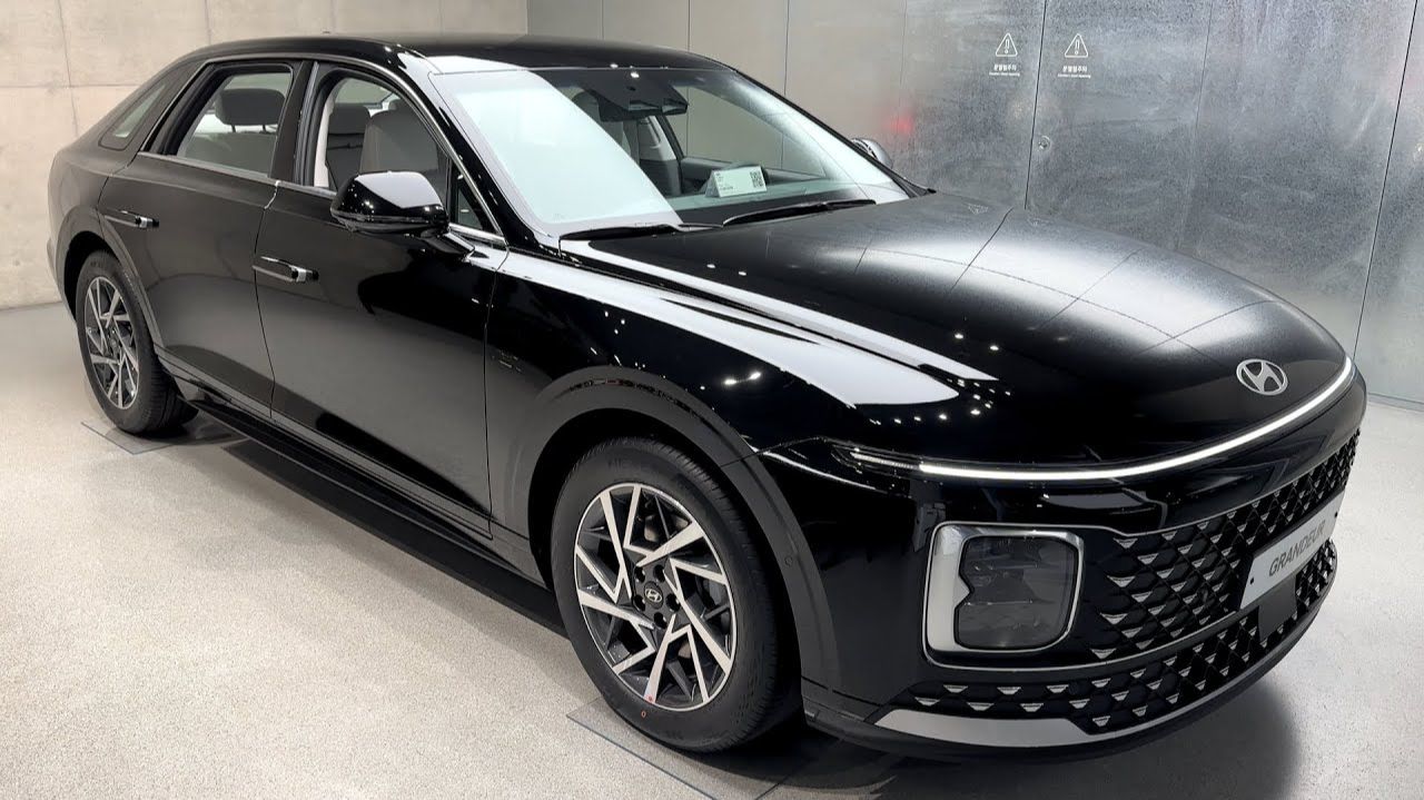 Внешний вид и интерьер Hyundai Grandeur (Azera) 2026 года смотреть онлайн