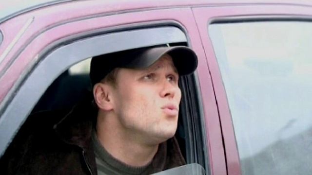 Глухарь. Антошин и Глухарь разыграли молодого гаишника смотреть онлайн