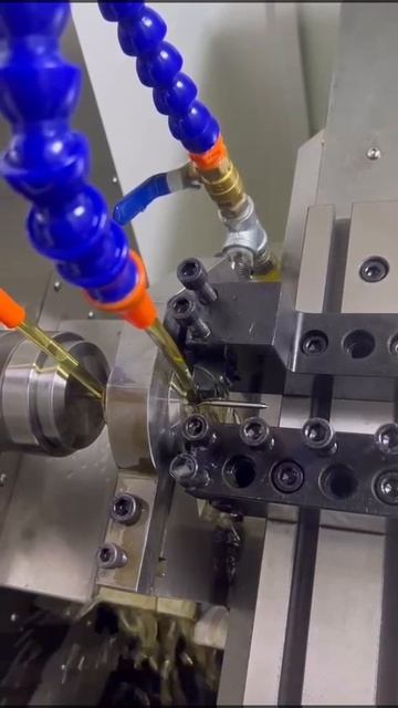 Деталь из тонкого прутка на токарном автомате с ЧПУ TA36 смотреть онлайн