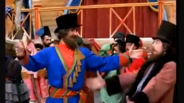 Масленичные гуляния смотреть онлайн