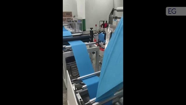 Станка для перемотки и сложения плёнки LDK-900 смотреть онлайн