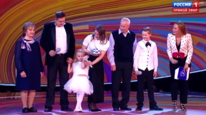 "Синяя птица" 3 выпуск 07.12.2025 кто победитель зрительского голосования? смотреть онлайн