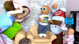 ДЕТИ ШПИОНЫ😎 ИЛИ НЕ ТРОГАЙ ЭТО НА НОВЫЙ ГОД🎄🎅 Веселая семейка Настя и Рома куклы Барби ДОМА