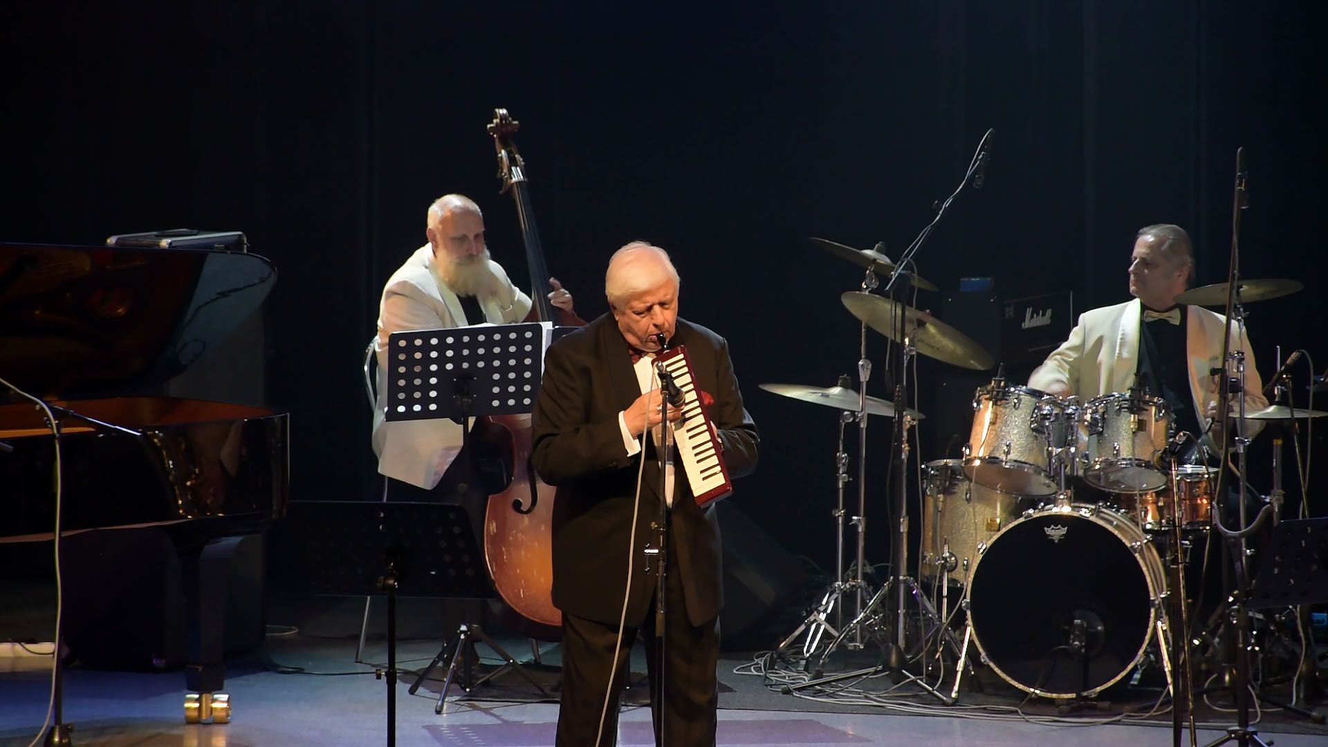 Мелодика солист Борис Фрумкин - оркестр имени Олега Лундстрема