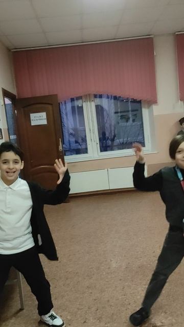 верните роблокс !!!