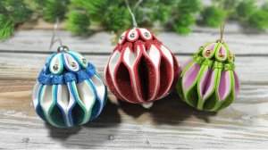 Ёлочные игрушки своими руками из фоамирана. Новогодние шарики на ёлку, мастер-класс.