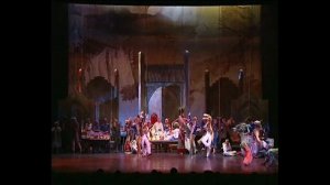 Зеленщица - Саяка Такуда в балете П. Турсунова "Ходжа Насреддин" (балетм. Э. Смирнов, Балет Москва)