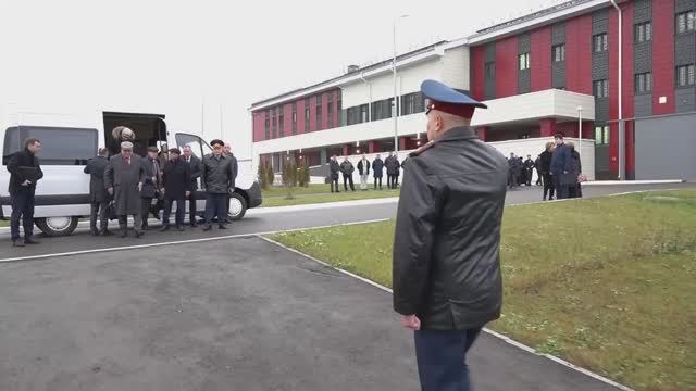 НТВ. ЧП. В Казани открыли следственный изолятор на 1000 мест. Его построили на год раньше срока смотреть онлайн