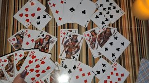 Что у него♣️ с♦️ другой?