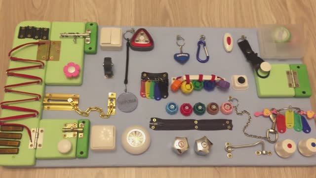 Простой бизиборд своими руками за 10 минут | Сделай сам для ребенка | Лучше, чем в магазине смотреть онлайн