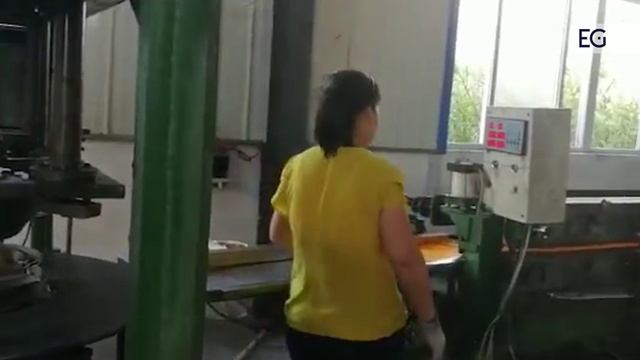 Линия производства щёточных дисков для коммунальной техники AWM-1 смотреть онлайн