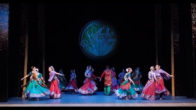 УРИ - индийский танец