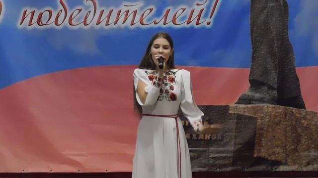 Ивженко Кира  ПРОСЬБА АНГЕЛУ муз.А.Петряшевой,сл.Н.Булдаковой