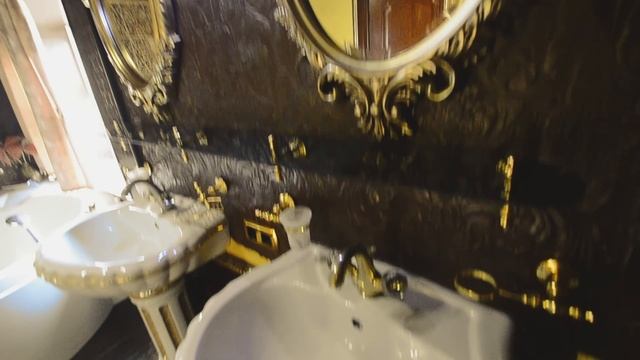 Двухуровневая 4-к квартира в Анапе смотреть онлайн