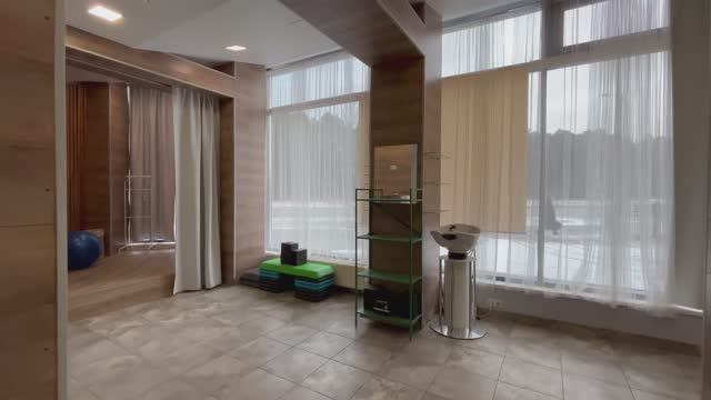 Продаётся коммерческое помещение в г.Екатеринбург, ул. М Н Михеева, 2 смотреть онлайн