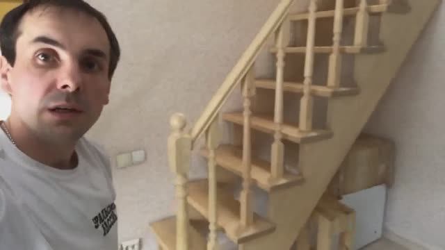 Установка деревянного ограждения на лестницу. смотреть онлайн