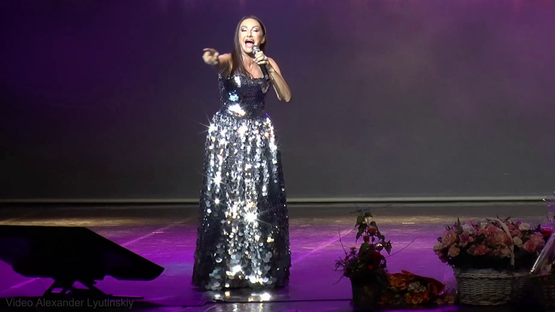 Афина - Новая страница смотреть онлайн