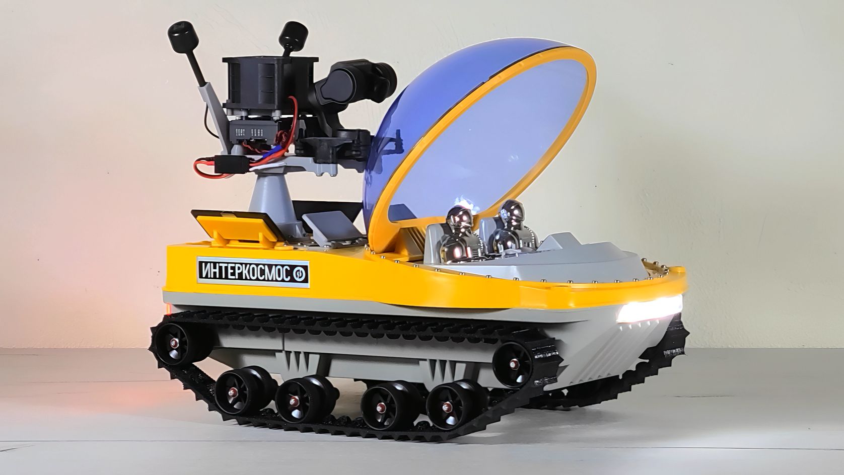 Тюнинг легендарной игрушки СССР: Планетоход ИНТЕРКОСМОС смотреть онлайн