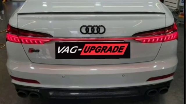 Динамическая световая полоса и анимационные задние фонари для A6C8 VAG-UPGRADE.RU смотреть онлайн