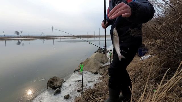 Рыбалка на реке Открытие сезона жидкой воды на реке Майха Full HD смотреть онлайн