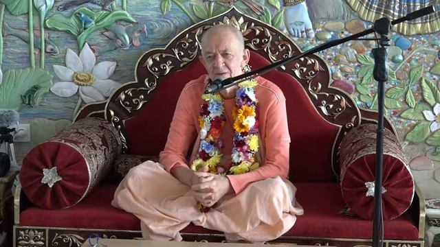 12.07.2015 - Лекция перед установлением мурти Шрилы Прабхупады во Владивостоке