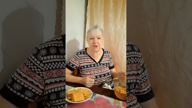 #MukbangTatyanaeats /доброе утро ☕🥯🧇😋🐈 смотреть онлайн