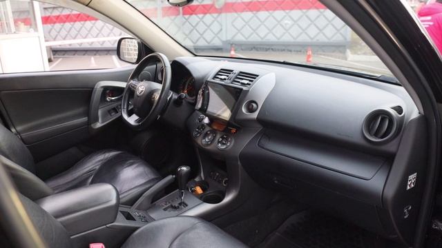 Toyota Rav 4 смотреть онлайн