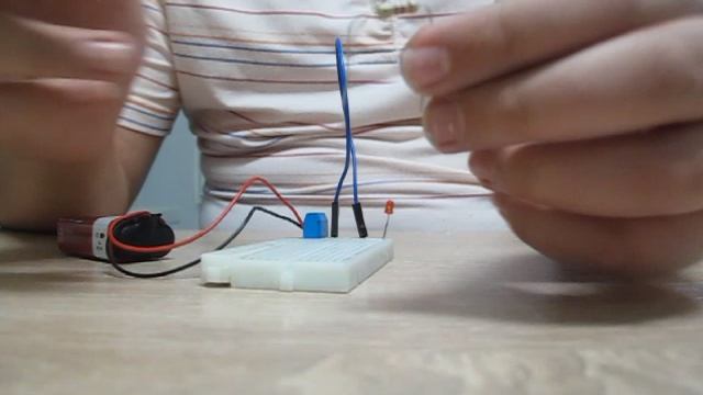 работа светодиода кратко (для новичков) смотреть онлайн