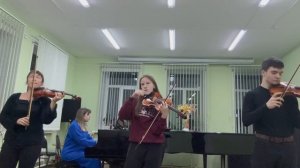 Трио «Музыкальные друзья» исполняем попурри из песен к фильму «Mama Mia»