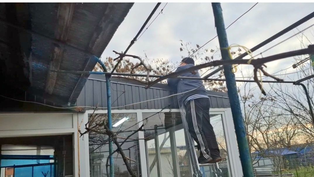 929 И снова Крыша. Приехали рабочие.Начинаем закрывашки. смотреть онлайн