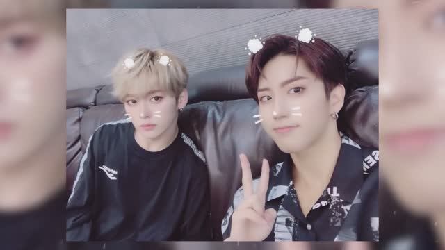 Как Живёт Хан Джисон из Стрэй Кидс (Han Jisung - Stray Kids) и Сколько Он Зарабатывает смотреть онлайн