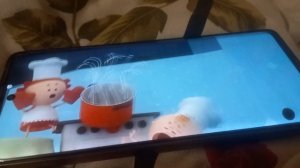 Аркадий Паровозов спешит на помощь на русском языке