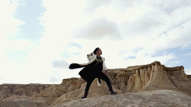 UUHAI - Uuhai (Official Video)