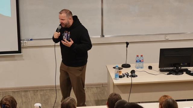 Сценарист Андрей Золотарев. Мастер-класс во ВШЭ смотреть онлайн