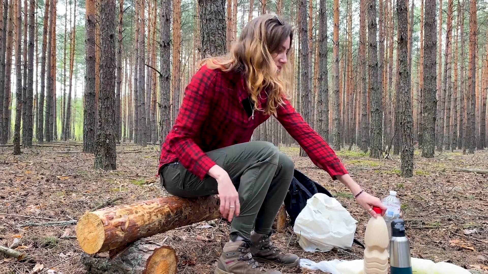 Что было после купания в реке Уж ☢ Одиночный поход в ЧЕРНОБЫЛЬ 2024 ИССЛЕДУЮ заброшенную деревню!