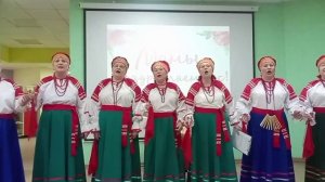 "Налей, дружок, по чарочке, по нашей фронтовой", - предлагает "Иволга". Вы как думаете?