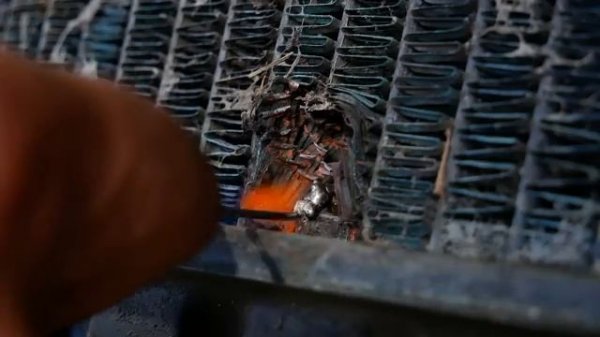 Building The Ultimate Ford -Видео от SimonFordman