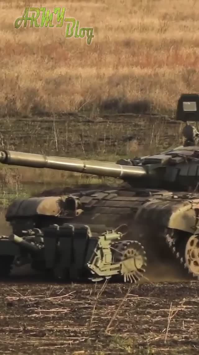 Танки были и будут важным средством прорыва обороны смотреть онлайн