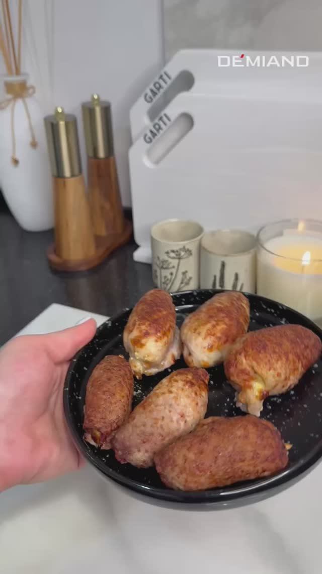 Свиные рулетики с сыром!Готовлю в своем любимом аэрогрилеDemiand.Готовила в свое и любимом аэрогр