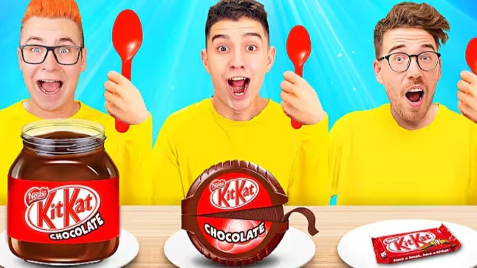 БОЛЬШАЯ МАЛЕНЬКАЯ ИЛИ СРЕДНЯЯ ЕДА ЧЕЛЛЕНДЖ смотреть онлайн